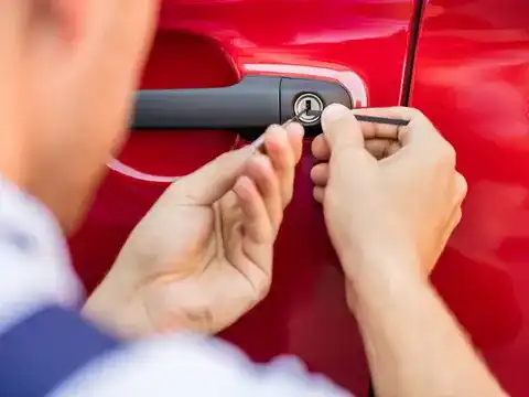 Car Lockout in Dallas, TX by Dawson Tow Service