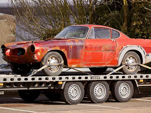 Classic Car Towing in Dallas, TX by Dawson Tow Service