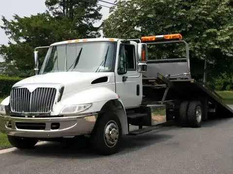 Flatbed Towing in Dallas, TX by Dawson Tow Service