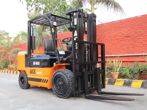 Forklift Towing in Dallas, TX by Dawson Tow Service